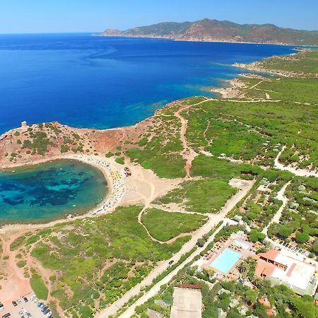 Villaggio Camping Torre Del Porticciolo Порто-Конте Екстер'єр фото